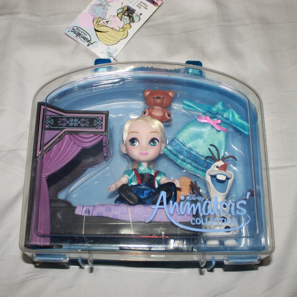 NWT Disney Animator's Collection Elsa Mini Doll Playset